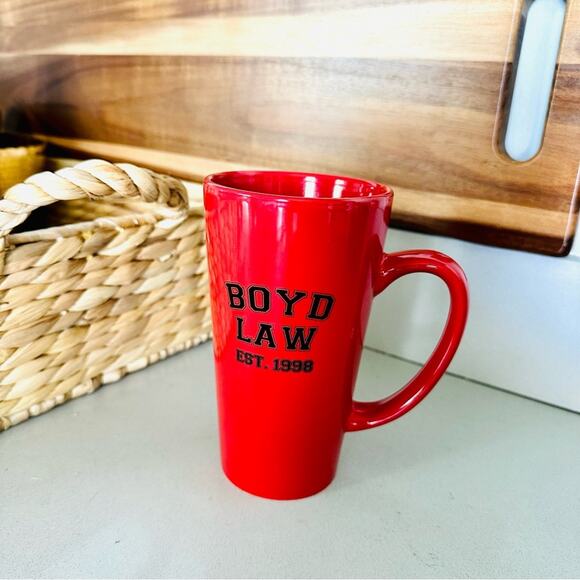 3/$20 VINTAGE Boyd’s Law Y2K 98 Oversize Red Black Tall Ceramic Coffee Mug Cup - Picture 2 of 12